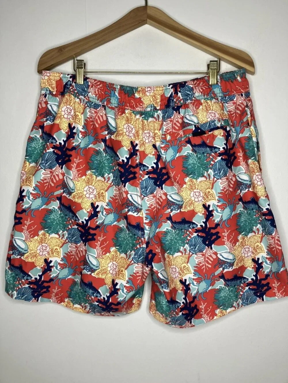 Nautica Men's L Swim Trunks Board Shorts Ocean Coral Fish Crab Pattern Red Blue